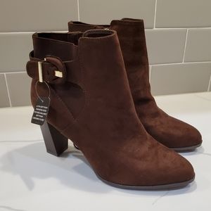 Liz Claiborne Suede Boots NWT